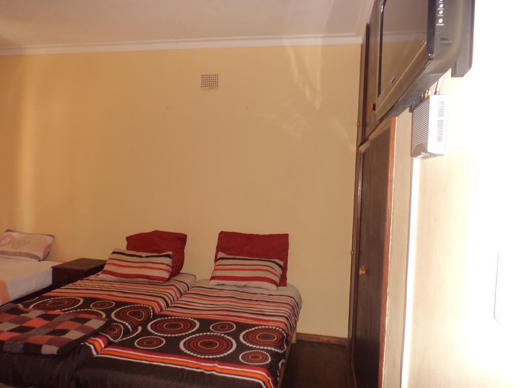 Skippers Backpackers Cc Walvis Bay Exterior photo