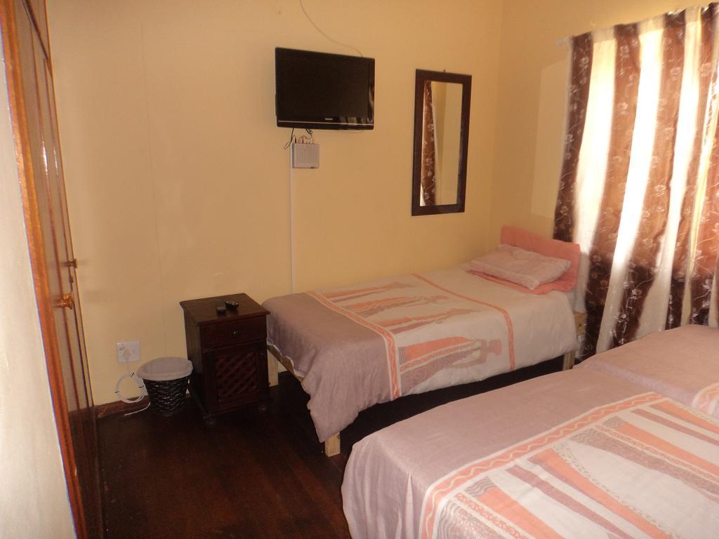 Skippers Backpackers Cc Walvis Bay Exterior photo